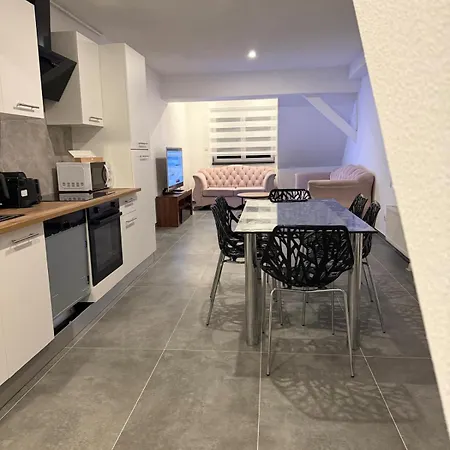 Etoile Apartman *